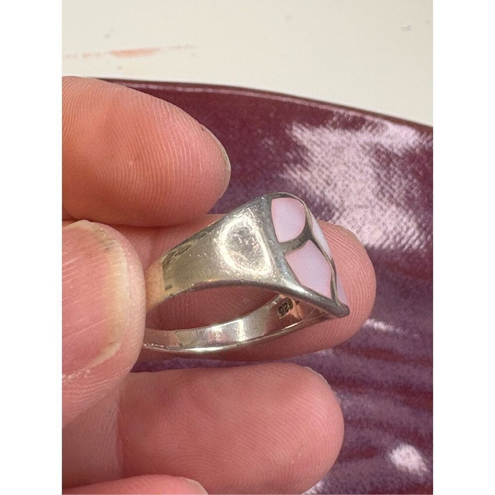 Vintage STERLING SILVER PINK MOTHER OF PEARL STONE Inlay SIZE 8 - Picture 6 of 9